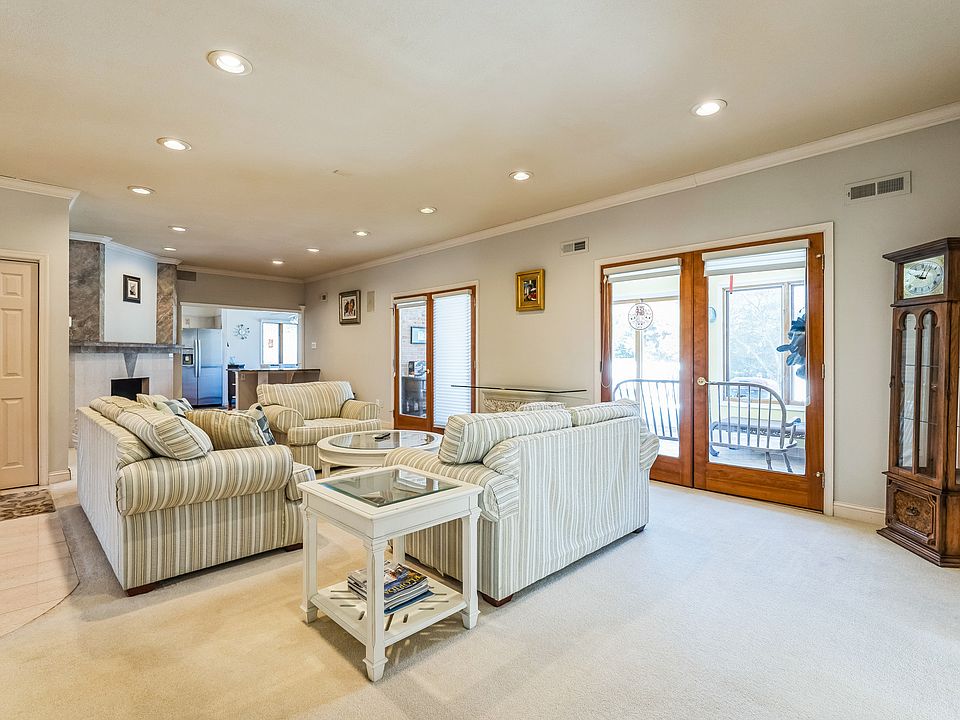 House on the hill チューリップ柄 ロンパース＆ボンネットセット