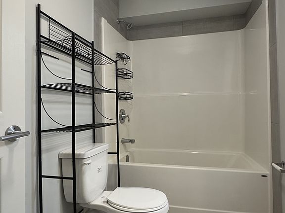 5th image of 6209 66th St #2