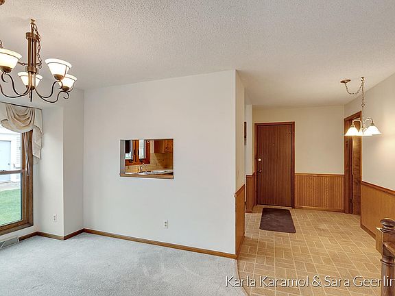 5th image of 292 Rolling Greene Dr NW