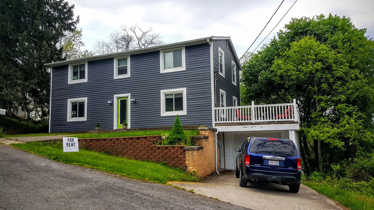 752 Northwest Dr photo 1