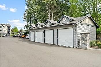 1st image of 414 SW Hayworth Dr #G302