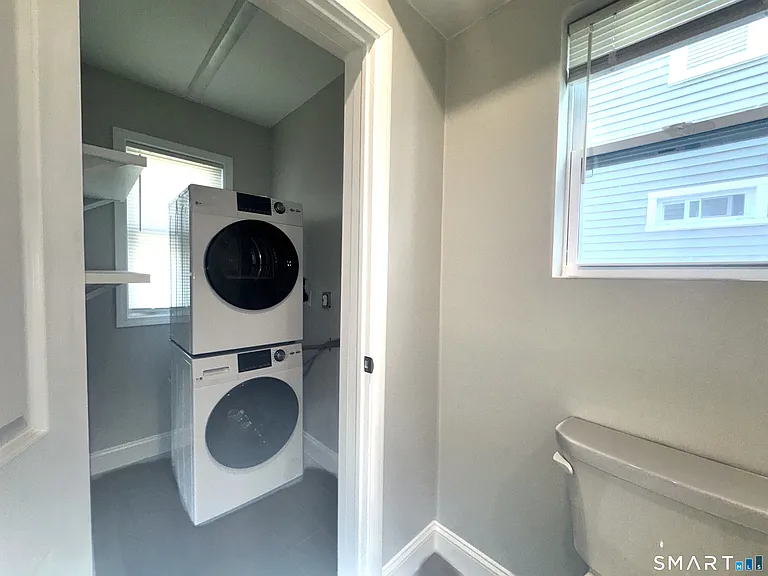 105 Churchill St #1 — Photo 10