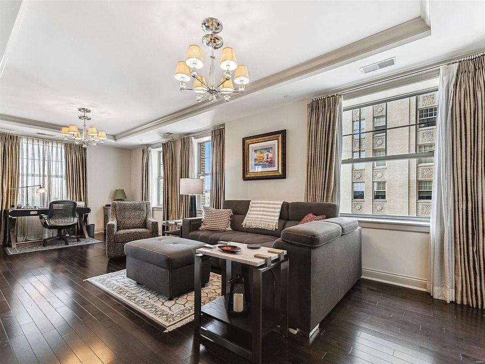 1st image of 232 N Kingshighway Blvd APT 910