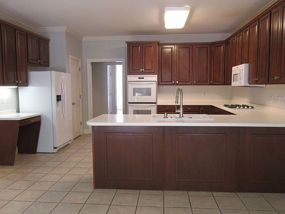 2nd image of 6031 Rosemont Rd