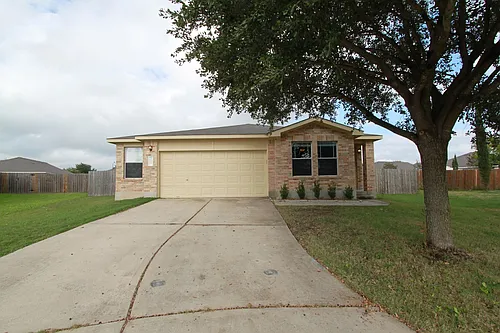 220 Madison Ln Photo 1