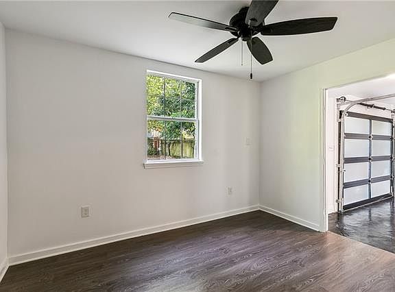 2nd image of 4422 S Carrollton Ave #B