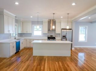 77 Armstrong Cir, Braintree, MA 02184