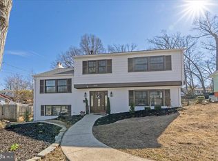 8335 Wagon Wheel Rd, Alexandria, VA 22309