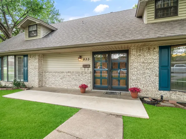833 Ray Andra Dr, Desoto, TX 75115