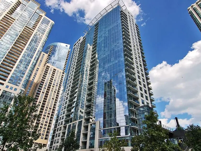 201 N Westshore Dr #2103 — Photo 3