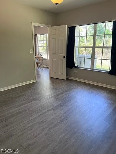 1107 Enrique St E — Photo 17