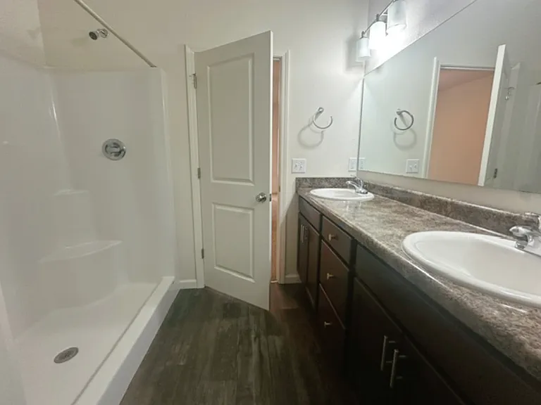 4792 Dobson Dr — Photo 10
