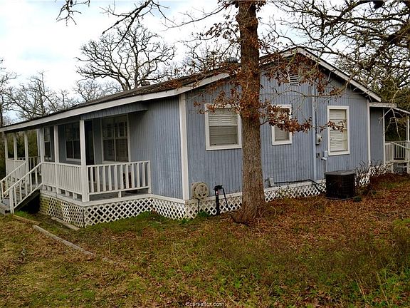 3rd image of 15406 Piney Oaks Ln