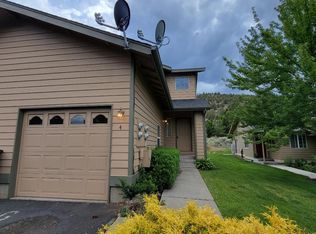 1952 NE Zachary Ct APT 4, Bend, OR 97701