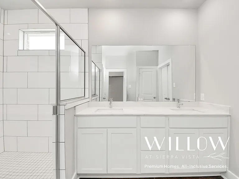 10518 Moon Valley Ln — Photo 34