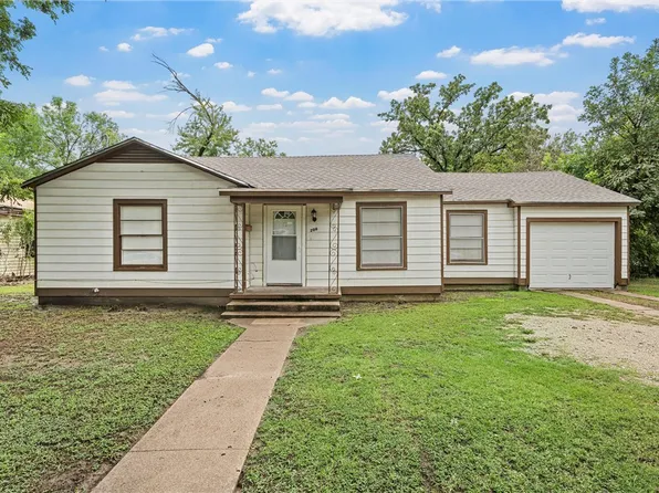 206 Mistletoe Dr, Marlin, TX 76661