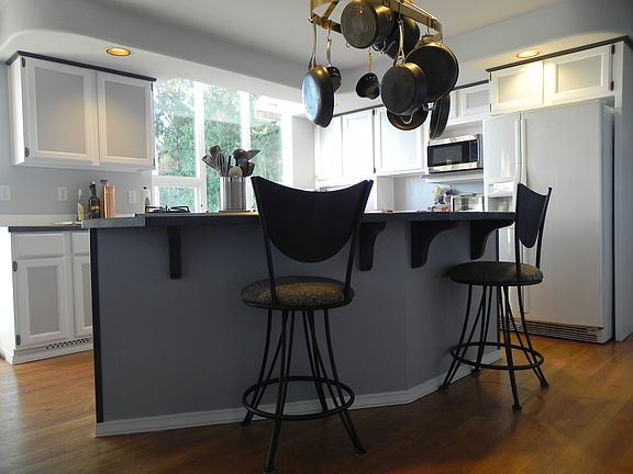 5th image of 23321 SE 14th Ct