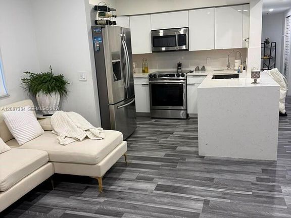 2nd image of 9340 Fontainebleau Blvd #W507