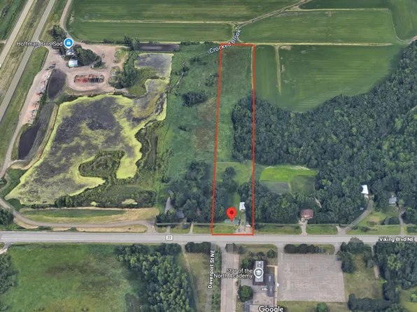 1555 Viking Blvd NE, East Bethel, MN 55011