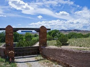 18B Destierro Trl, Santa Fe, NM 87506