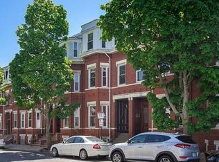 689 East 8th St #1, Boston, MA 02127