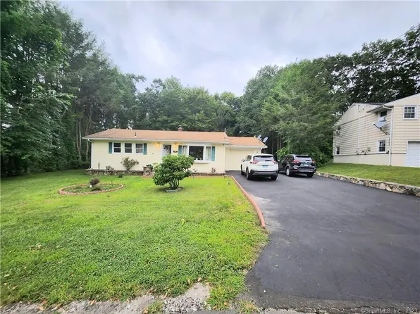 275 Courtland Avenue, Waterbury, CT 06705