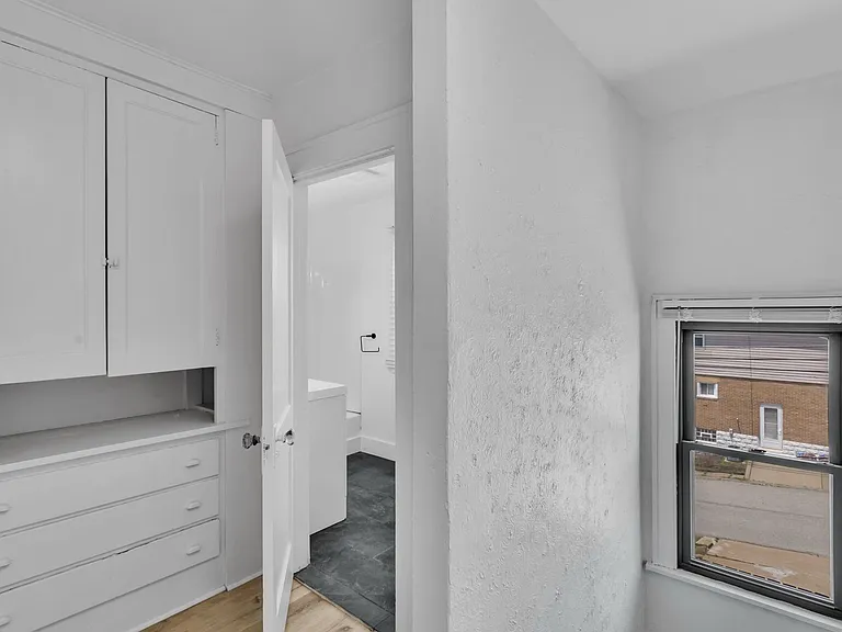 1002 Fordham Ave — Photo 19