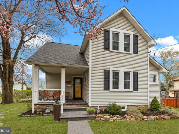 1566 Rockwell Rd, Abington, PA 19001