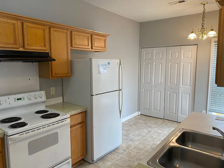 8358 Carob Tree Ln — Photo 5