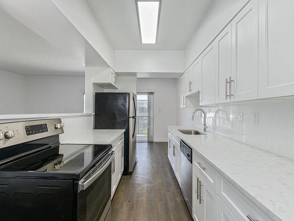 The Shorewood Apartments