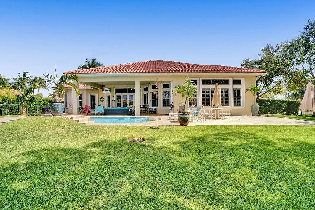 5 bed, 3726 sqft, $9,500 — Photo 4