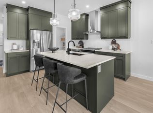 2232 Chokecherry Close SW, Edmonton, AB T6X 2M5