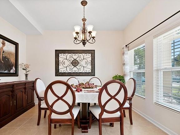 2nd image of 405 Rock Springs Cir