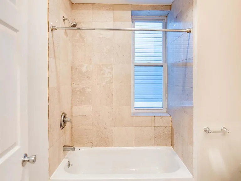 2905 W Girard Ave #2 — Photo 12