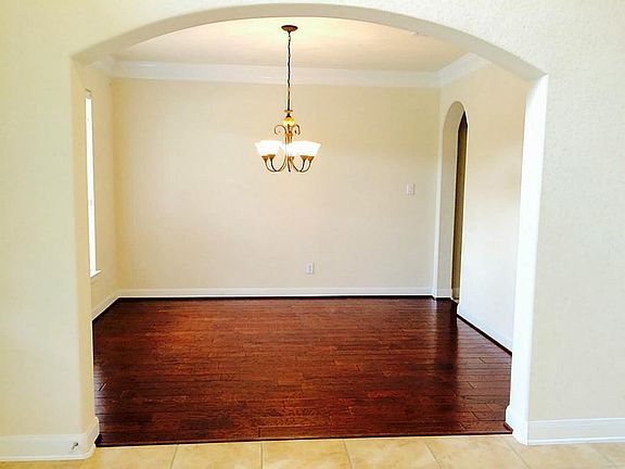 5th image of 6014 Emberwood Falls Dr