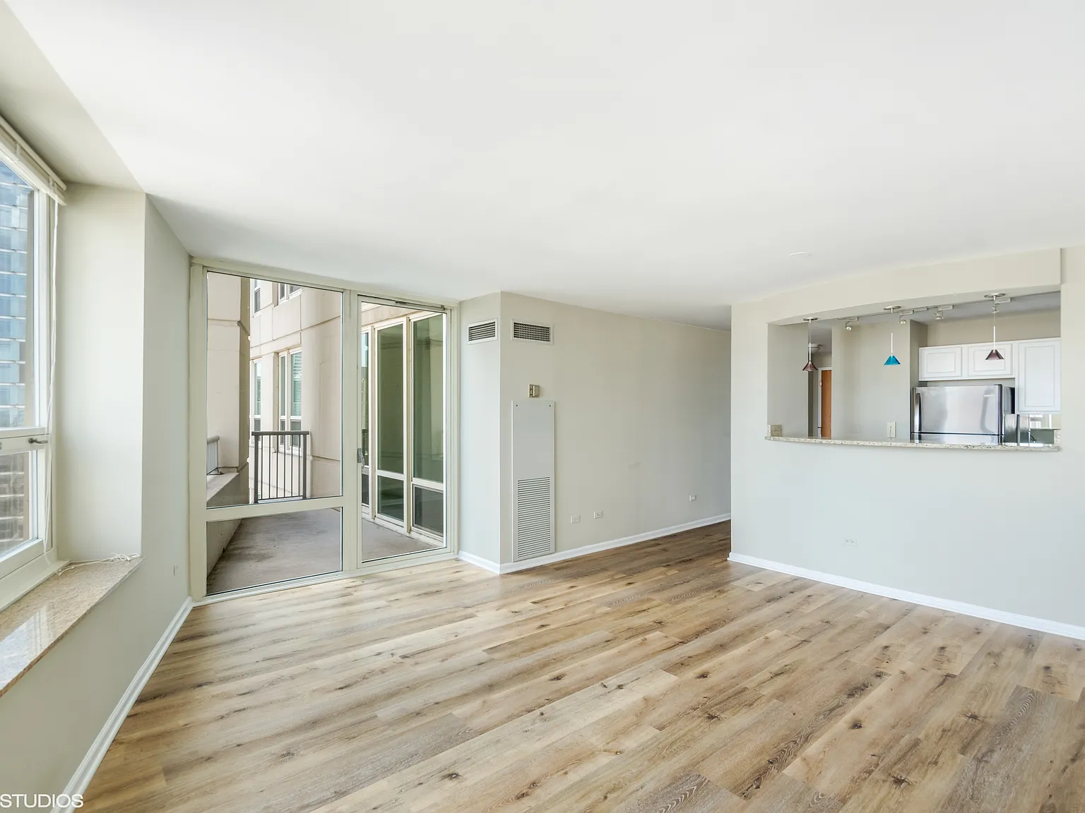 1 bed, $2,700 — Photo 4