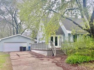 5113 Christie Ct, Midland, MI 48640