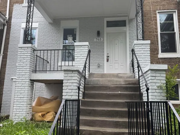 765 Princeton Pl NW, Washington, DC 20010