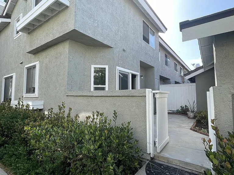 664-A Springbrook N #A — Photo 10
