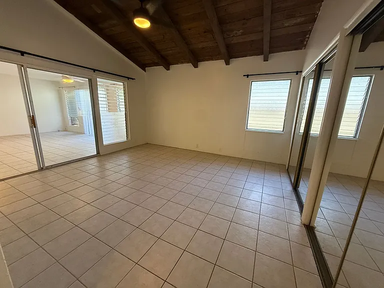949 Wainiha St — Photo 10