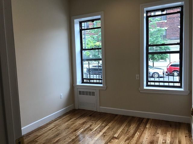 1st image of 165 Audubon Ave APT 41