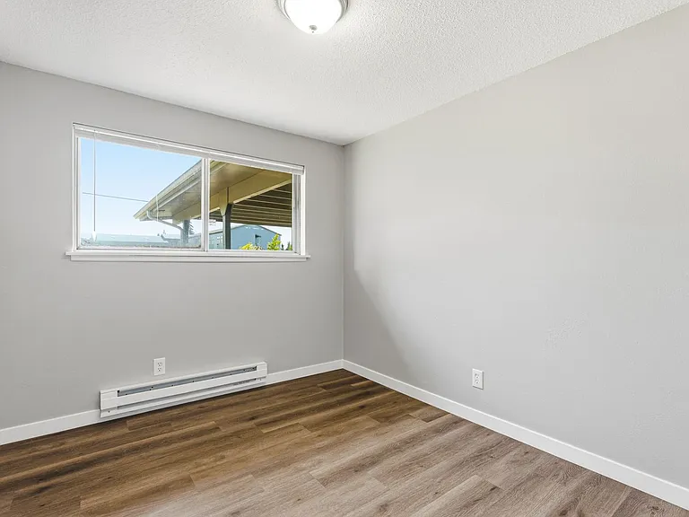 11212 Sheridan Ave S #A — Photo 14