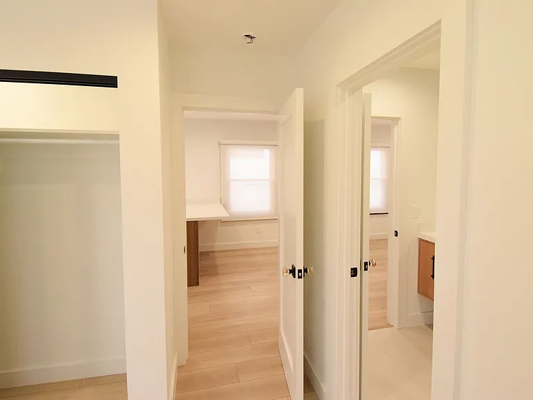 317 Ocean Park Blvd — Photo 31