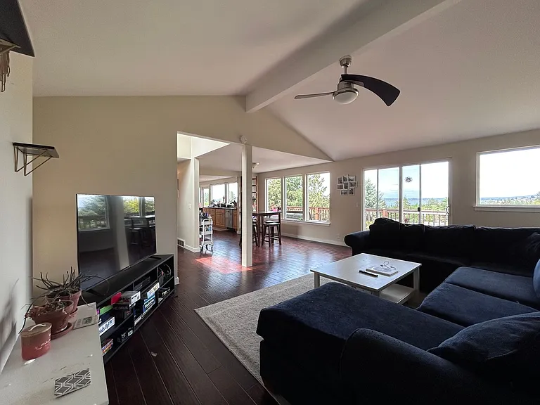 213 Bayside Rd — Photo 8
