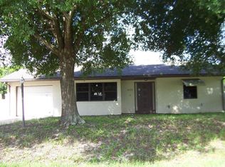 1638 SE Chello Ln, Port Saint Lucie, FL 34983