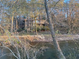 307 Mary St, Clarkesville, GA 30523