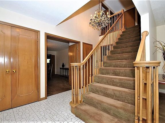 2nd image of 3305 Havel Dr