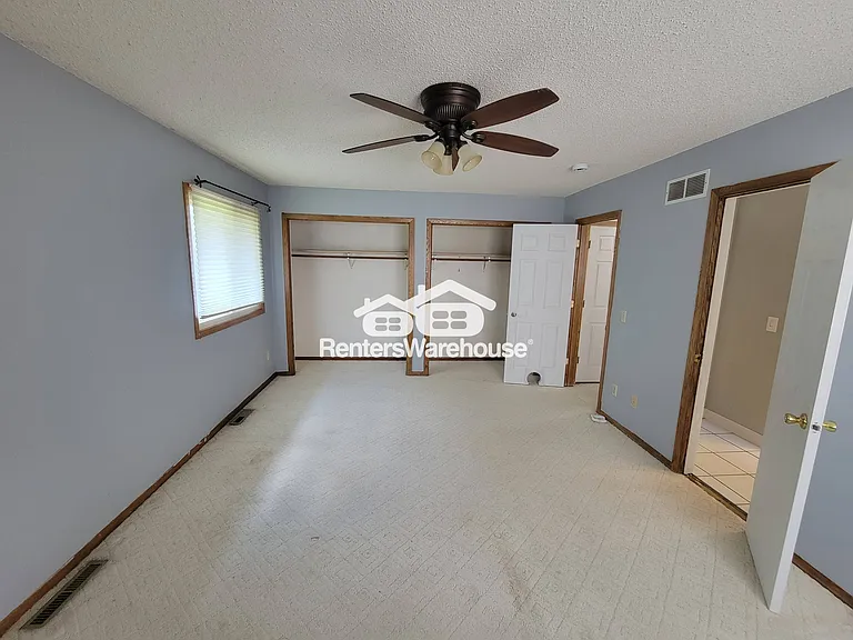1331 67th Ln N — Photo 25