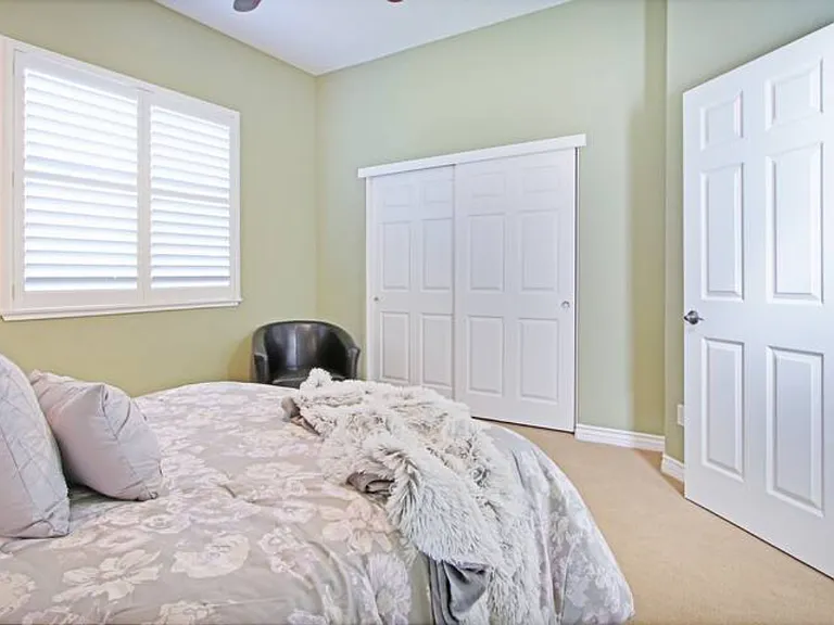 2106 Lighthouse Cir — Photo 4