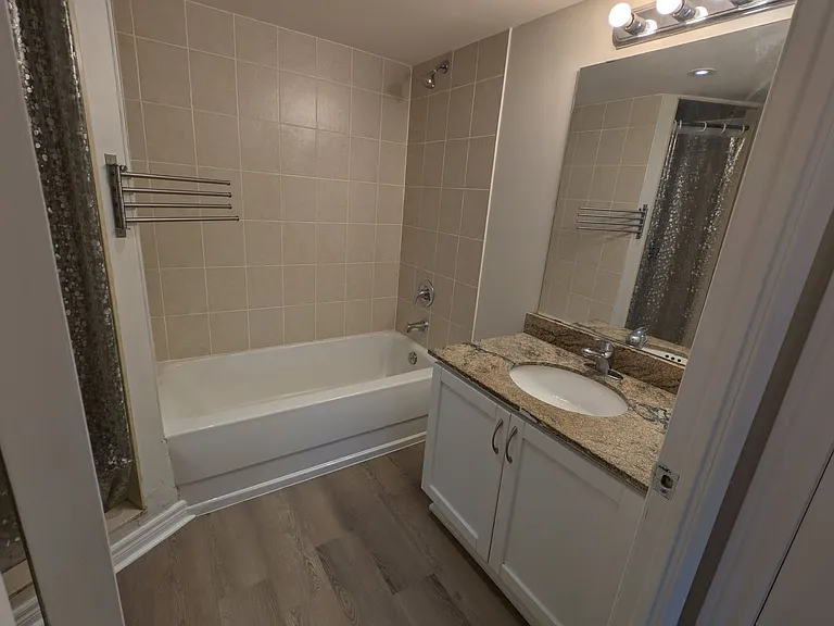 225 Wellesley St E #607 — Photo 21